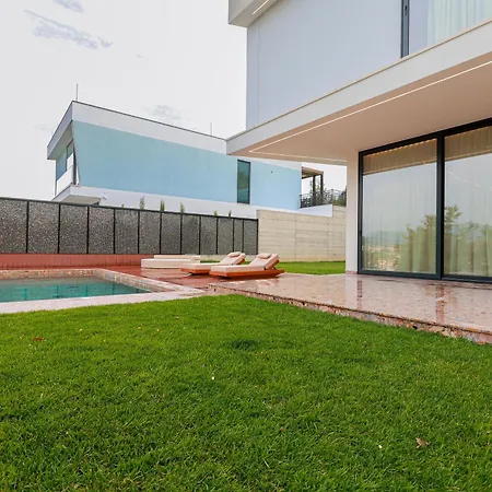 Hilltop Tirana Private Pool & Views