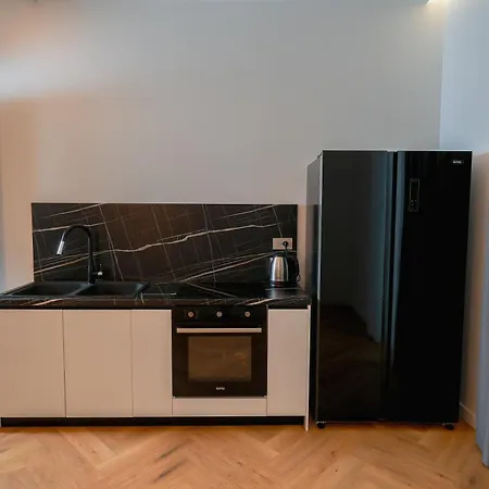 Villa Hilltop Tirana Private Pool & Views *