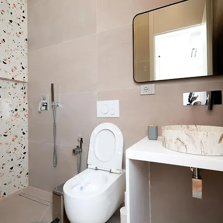 Hilltop Tirana Private Pool & Views Mjull-Bethore