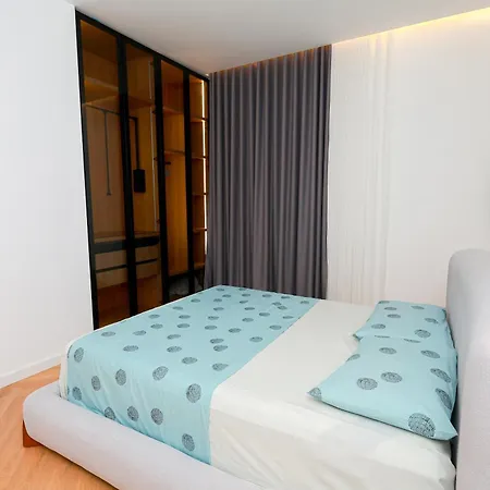 Hilltop Tirana Private Pool & Views *